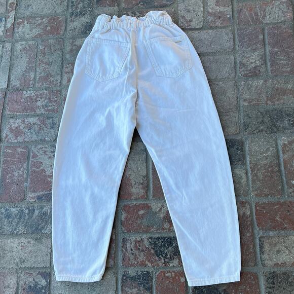 Zara Cream Paperbag Jeans Tappered Size 4 High Waisted Zipper Button Closure - Picture 3 of 3